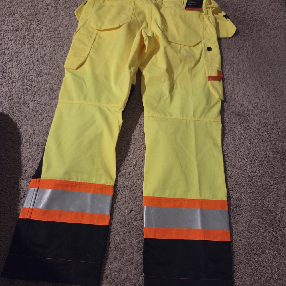 Helly Hansen Workwear Pants High-Visibility Yellow Work Pants